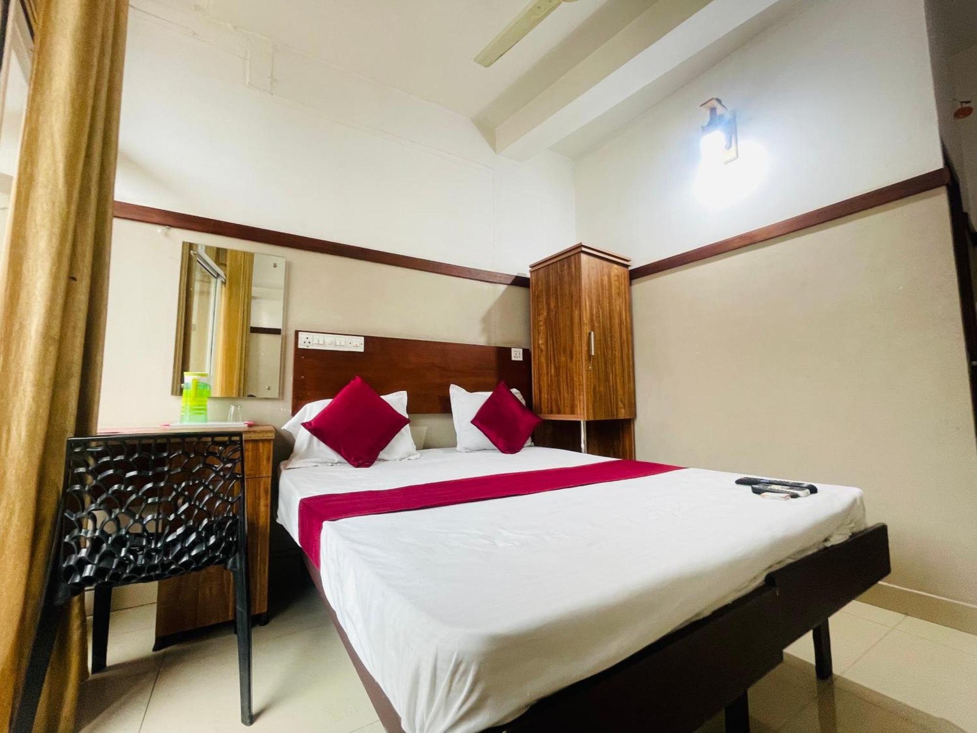 Rio Rooms Mims Calicut Exterior photo